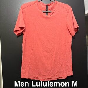 lululemon athletica Men's Red Short Sleeve Tee